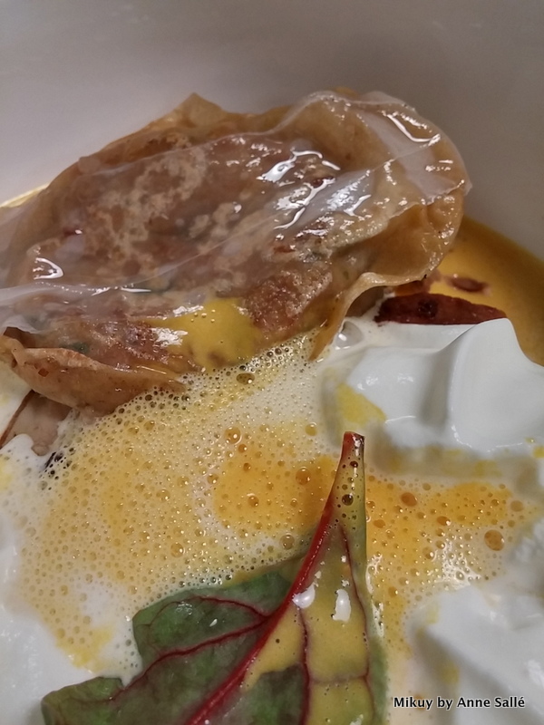 Raviole de pieds de cochon, foie gras, noisette, velouté de potimarron au lard de Colonnata-Pottoka