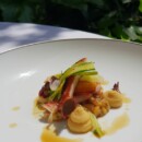 Poulpe de Méditerranée cuit à basse température, cueillette sauvage et pois chiches de Roqbaron... Le Relais des Moines - Sébastien Sanjou - A table !